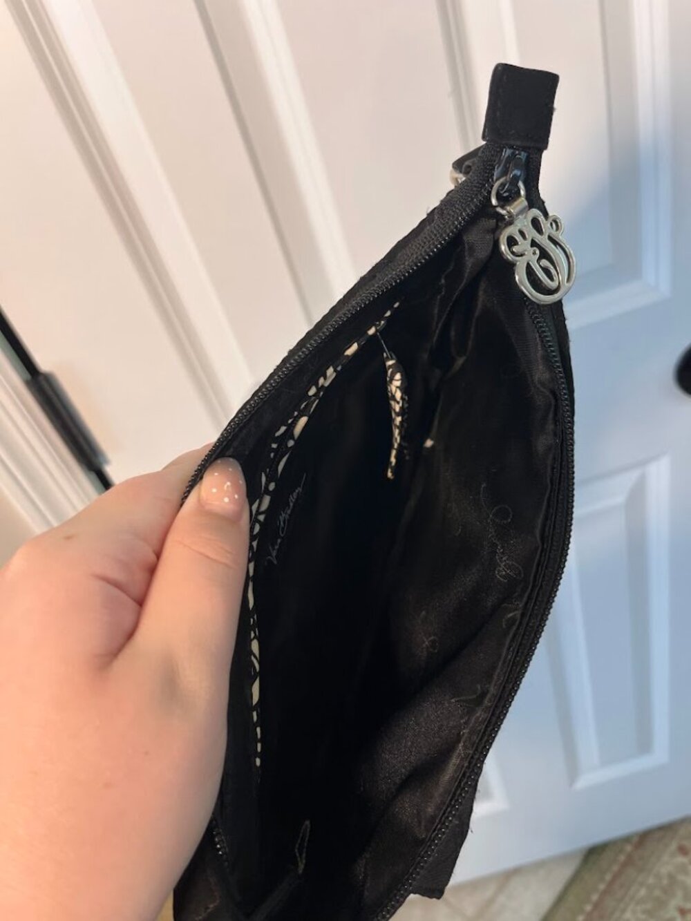 Vera Bradley Black Microfiber Shoulder Bag Turnlock Pocket Classic Travel Purse - Picture 7 of 9